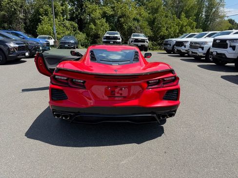Used 2023 Chevrolet Corvette Stingray Coupe w/ 1LT RWD image 3