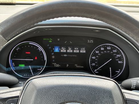 Used 2021 Toyota Avalon Limited w/ Advanced Safety Package FWD image 41