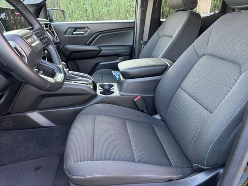 Used 2025 GMC Canyon Elevation w/ Convenience Package image 23