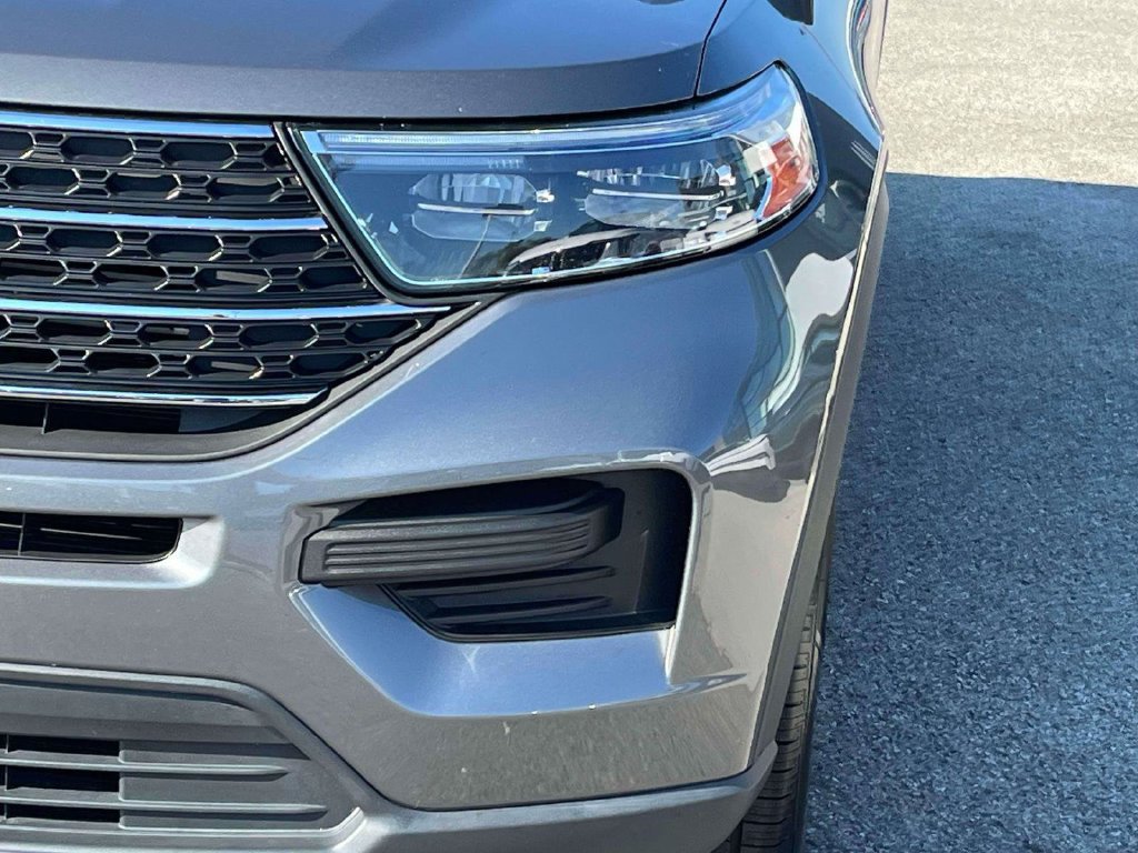 Used 2023 Ford Explorer XLT RWD image 37