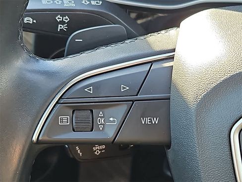 Used 2024 Audi Q3 2.0T Premium image 19