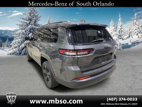 Used 2021 Jeep Grand Cherokee L Laredo RWD image 17