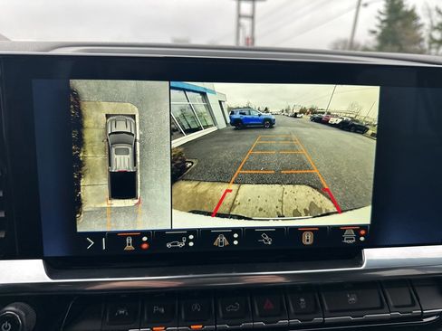 Used 2024 Chevrolet Silverado 1500 LTZ w/ Technology Package image 24