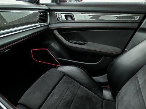 Used 2019 Porsche Panamera GTS AWD/4WD image 35