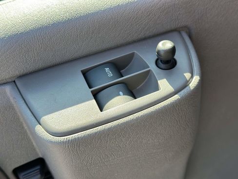 New 2025 Chevrolet Express 3500 w/ Power Convenience Package image 20