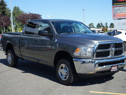 Used 2012 RAM 2500 ST w/ Chrome Appearance Group AWD/4WD image 7