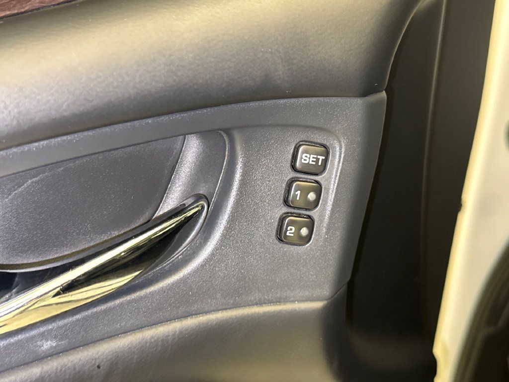 Used 2019 Nissan Murano Platinum w/ Cargo Package FWD image 21