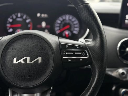 Used 2022 Kia Stinger GT1 AWD/4WD image 25