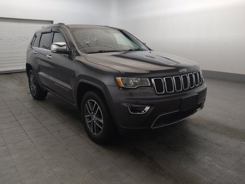 Used 2018 Jeep Grand Cherokee Limited AWD/4WD image 13