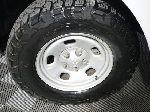 Used 2023 RAM 1500 Tradesman image 17