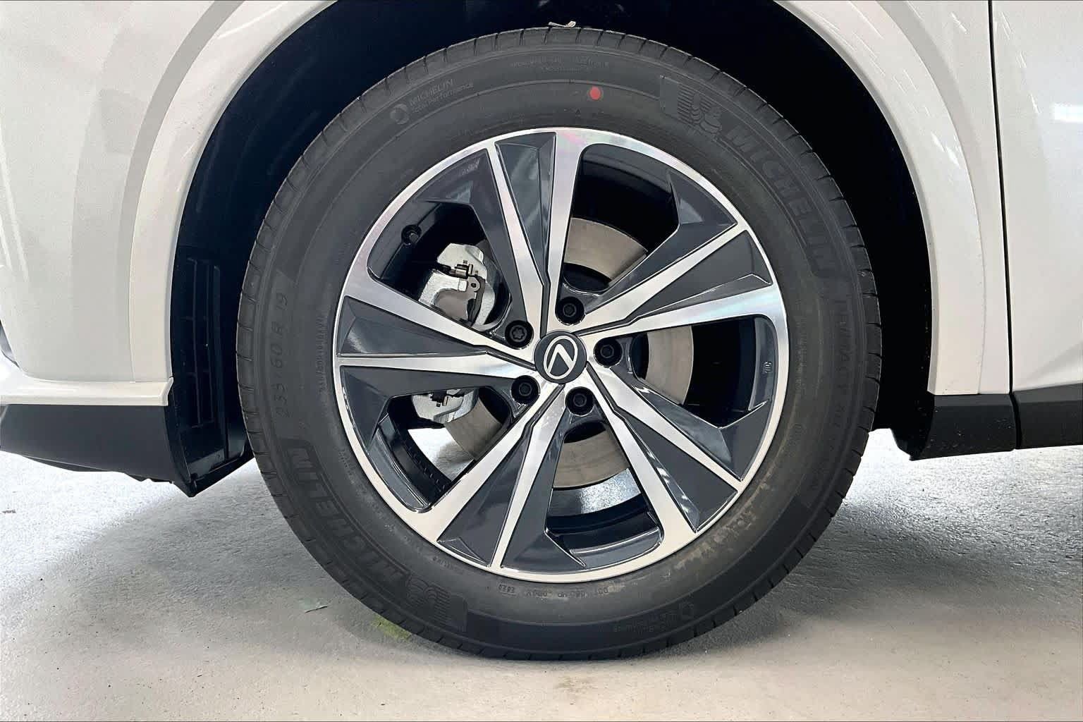 New 2026 Lexus RX 350 Premium w/ Accessory Package (K3) AWD/4WD image 12