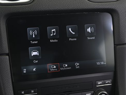 Certified 2025 Porsche 718 Cayman RWD image 28