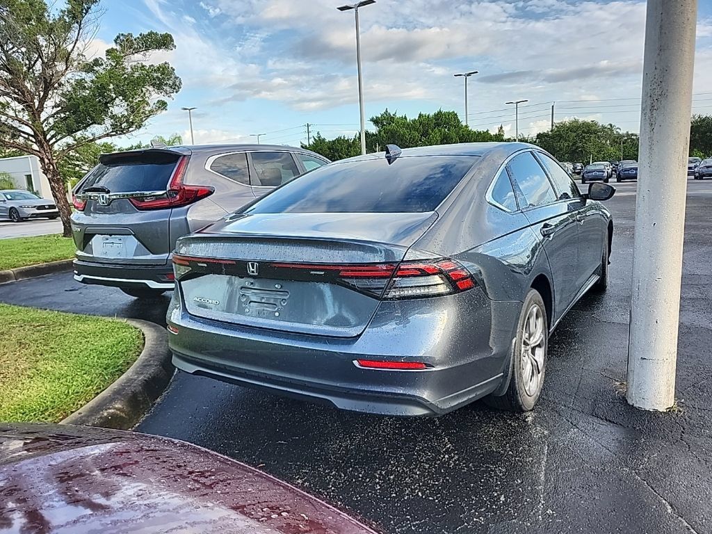 Used 2024 Honda Accord EX image 3