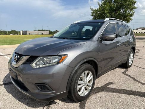 Used 2015 Nissan Rogue SV w/ SV Premium Package AWD/4WD image 1