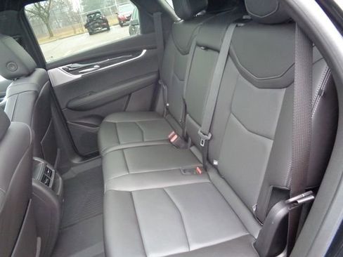 Certified 2023 Cadillac XT5 Premium Luxury w/ LPO, Floor Liner Package image 15