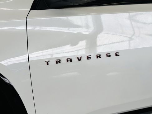 Used 2023 Chevrolet Traverse Premier w/ Redline Edition FWD image 15