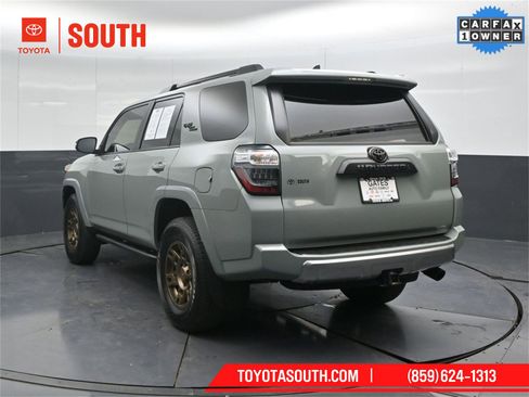 Used 2023 Toyota 4Runner TRD Off-Road Premium image 8