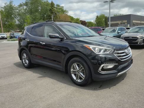 Used 2018 Hyundai Santa Fe Sport FWD image 2