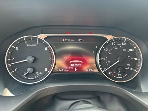 Used 2023 Nissan Rogue SV image 11