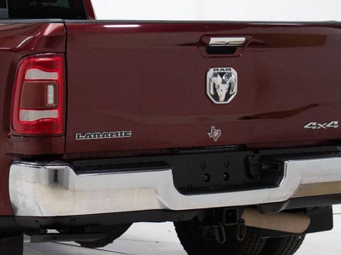 Used 2020 RAM 3500 Laramie w/ Max Tow Package AWD/4WD image 15