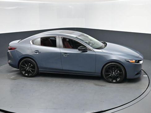 Used 2025 MAZDA MAZDA3 s image 6