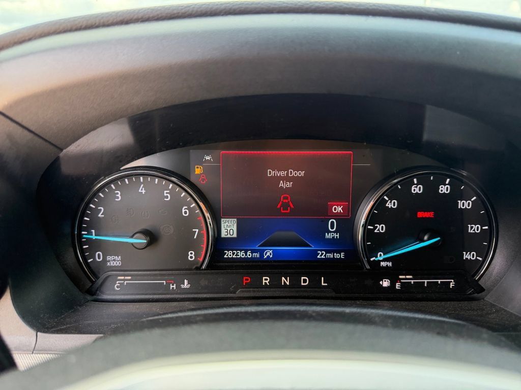 Used 2023 Ford Explorer XLT w/ Equipment Group 202A RWD image 14