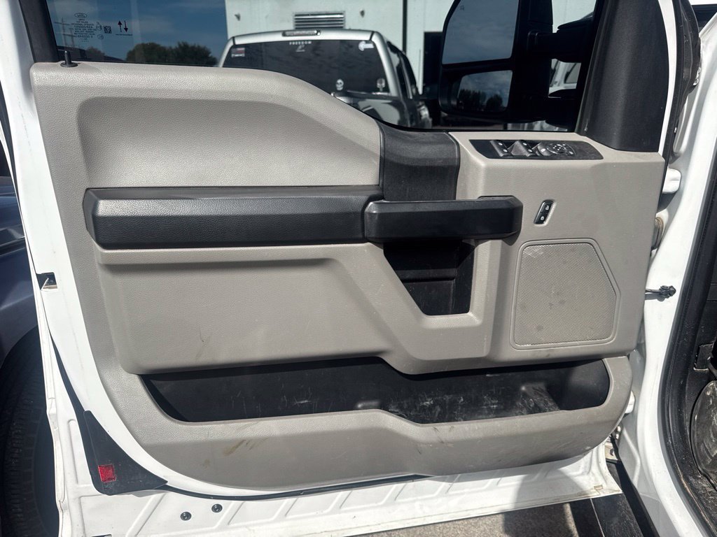 Used 2021 Ford F250 XL w/ STX Appearance Package RWD image 10