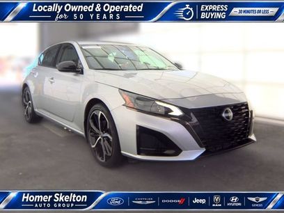 Used 2024 Nissan Altima 2.5 SR