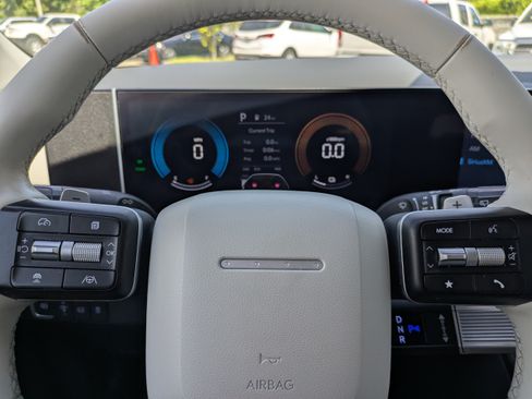 Used 2024 Hyundai Santa Fe SEL FWD image 27