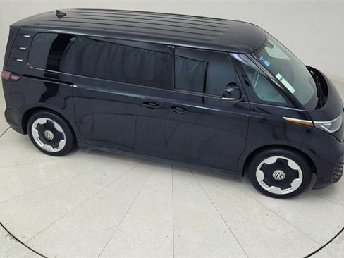 Used 2025 Volkswagen ID. Buzz Pro S image 70