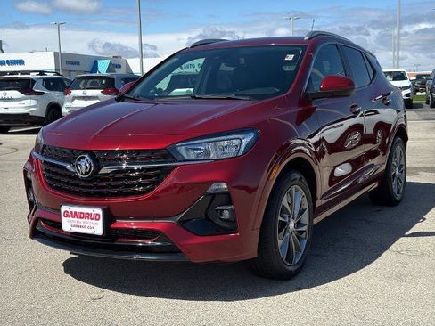 Used 2023 Buick Encore GX Select w/ Sport Touring Package FWD image 2