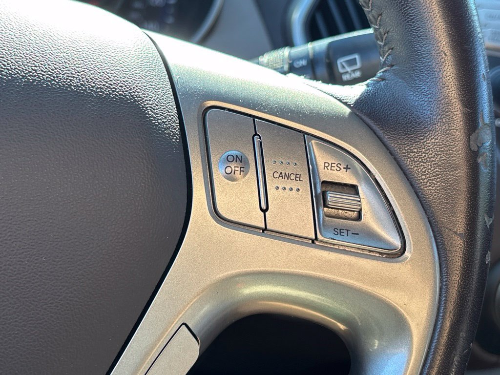 Used 2012 Hyundai Tucson GLS FWD image 16