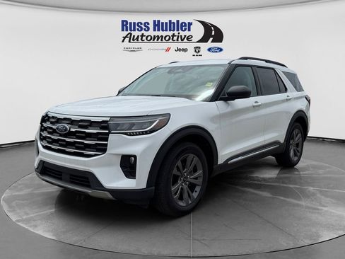 Used 2025 Ford Explorer Active w/ Active Comfort Package AWD/4WD image 1