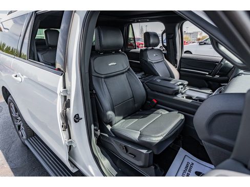 New 2025 Ford Expedition Max Platinum w/ Stealth Performance Package AWD/4WD image 19