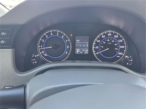 Used 2013 INFINITI G37 Sport w/ Premium Pkg image 2