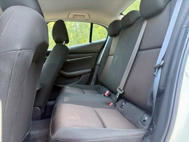 Used 2026 MAZDA MAZDA3 s FWD image 25