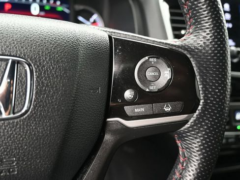 Certified 2024 Honda Passport Black Edition image 18