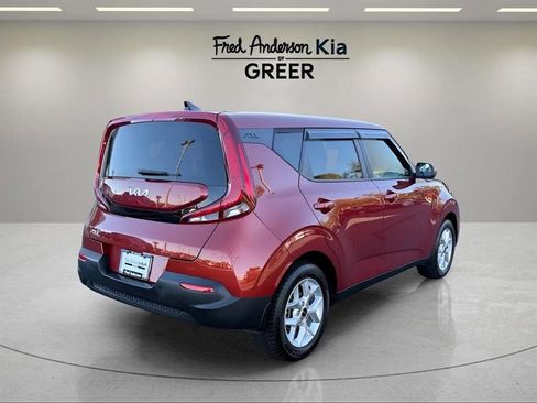 Used 2022 Kia Soul LX w/ Technology Package image 3