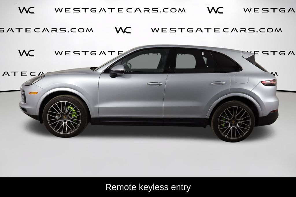 Used 2019 Porsche Cayenne E-Hybrid AWD/4WD image 5