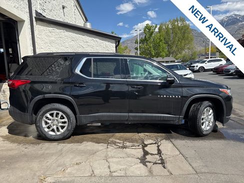 Used 2020 Chevrolet Traverse LT image 8