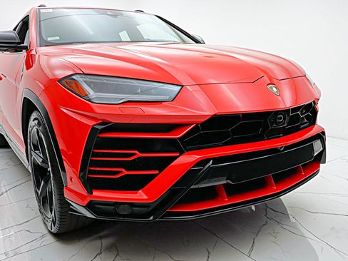 Used 2020 Lamborghini Urus AWD/4WD image 20