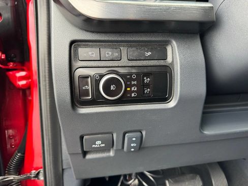 Used 2023 Ford F250 Lariat w/ FX4 Off-Road Package AWD/4WD image 16