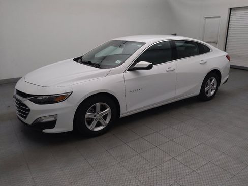 Used 2022 Chevrolet Malibu LS w/ Driver Confidence Package II FWD image 2
