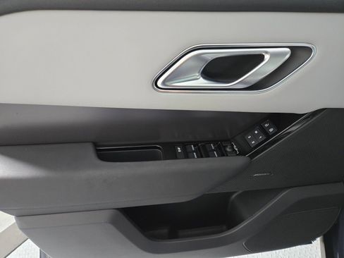 Used 2024 Land Rover Range Rover Velar Dynamic SE image 22