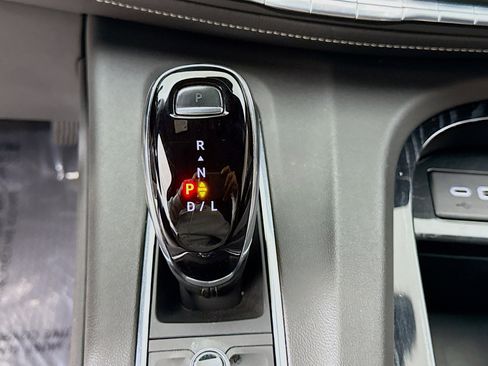 Used 2023 Cadillac Escalade ESV Sport image 17