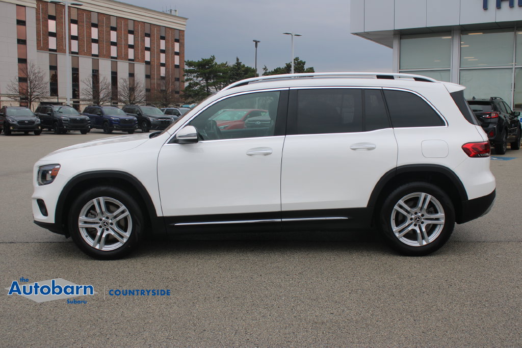 Used 2023 Mercedes-Benz GLB 250 4MATIC w/ Premium Package image 8