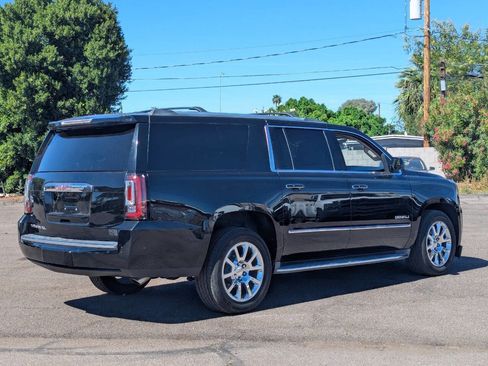 Used 2015 GMC Yukon XL Denali w/ Touring Package image 3