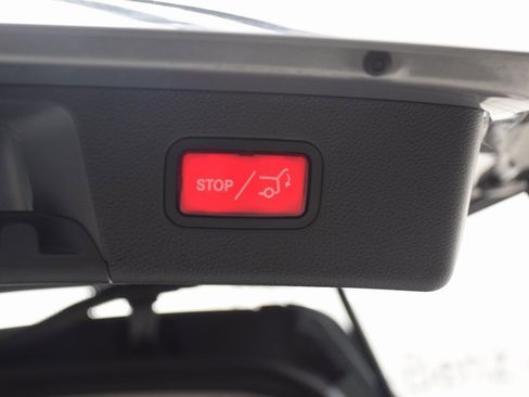 Used 2015 Mercedes-Benz GLK 350 2WD image 33