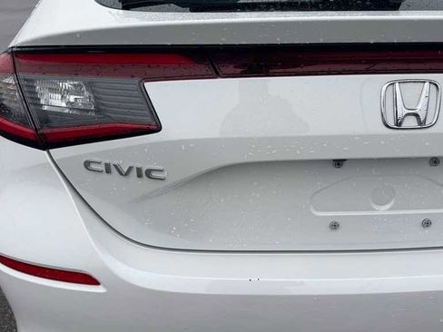 Used 2023 Honda Civic EX-L image 10