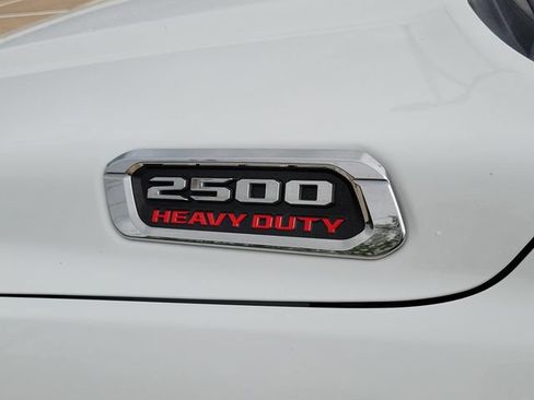 Used 2024 RAM 2500 Big Horn AWD/4WD image 9